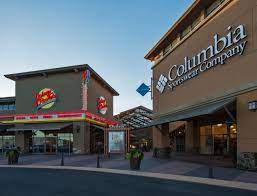 Outlets at Traverse Mountain 