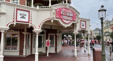 Plaza Ice Cream Parlor Magic Kingdom 
