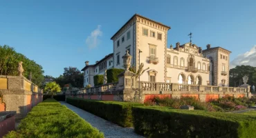 Museum and Gardens - Miami, Florida 